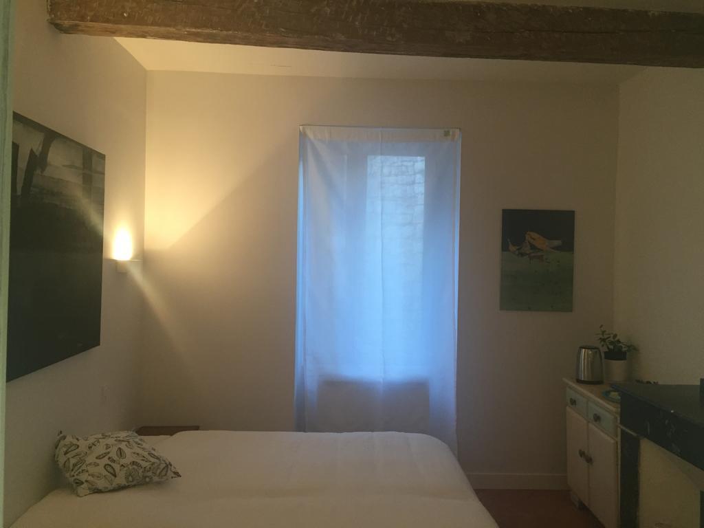 B&B Le Chat Qui Dort Montricoux Pokój zdjęcie