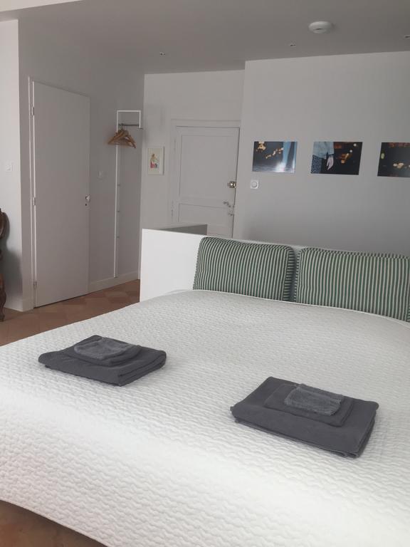 B&B Le Chat Qui Dort Montricoux Zewnętrze zdjęcie